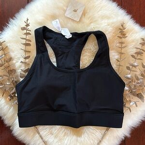 NWT Fabletics on-the-go med impact sports bra Medium!